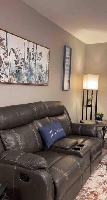 Spacious 3 Bd Close To Everything! You'Ll Love It! Анкоридж Экстерьер фото